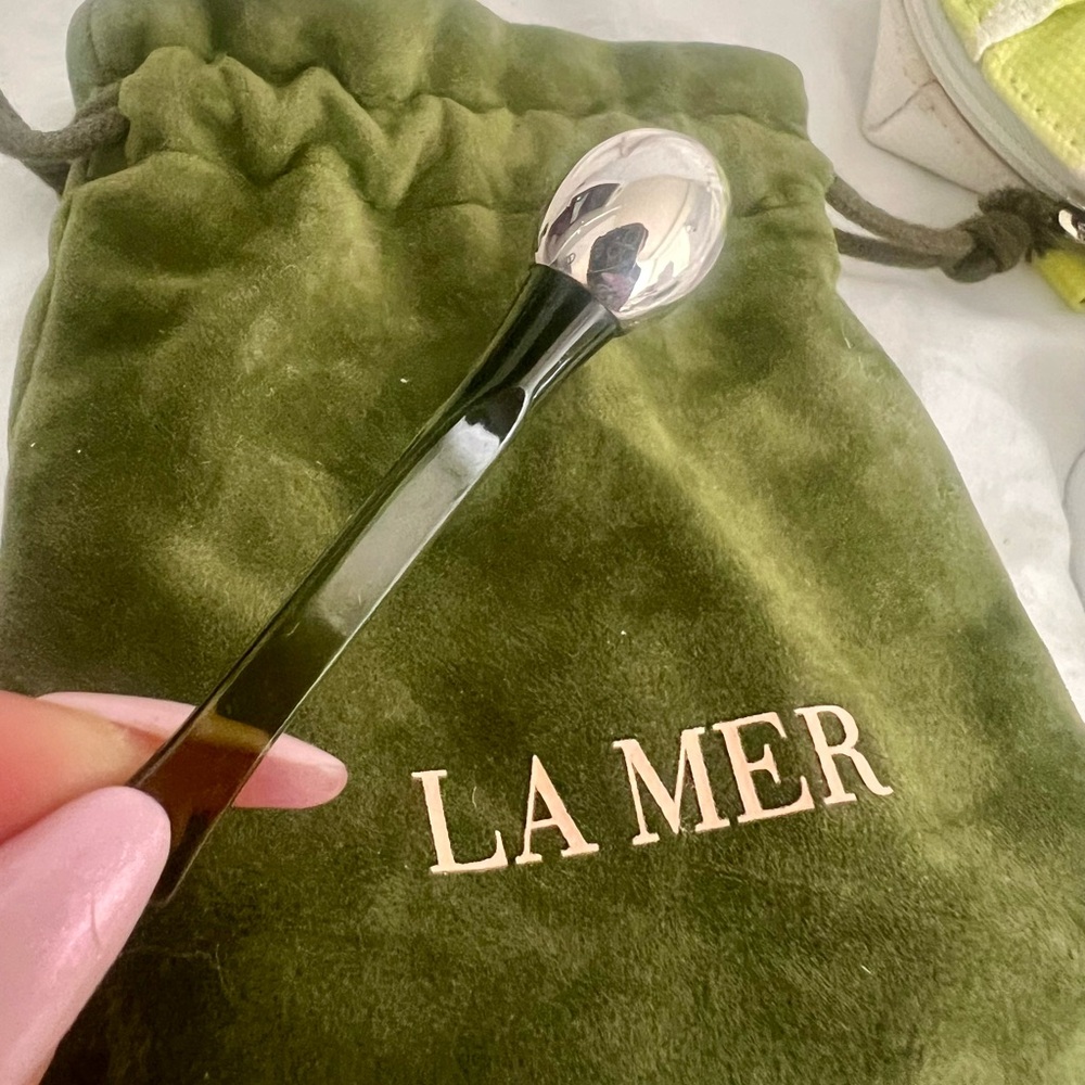 👑✅PRICE FIRM La Mer 6 item package set with Cosmetic bag and Green Velour Pouch - Picture 9 of 16
